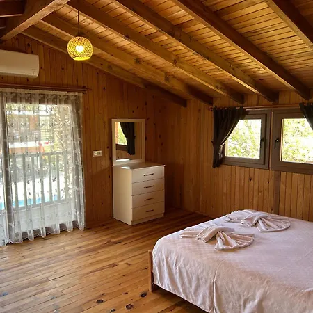 Casa vacanze Defne Olive Gardens, Koca Calis, - Previously Defne