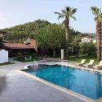 Defne Olive Gardens, Koca Calis, Vakantiehuis *